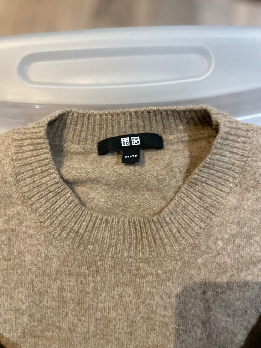 4 XS Fall Sweaters - Picture 8 of 10